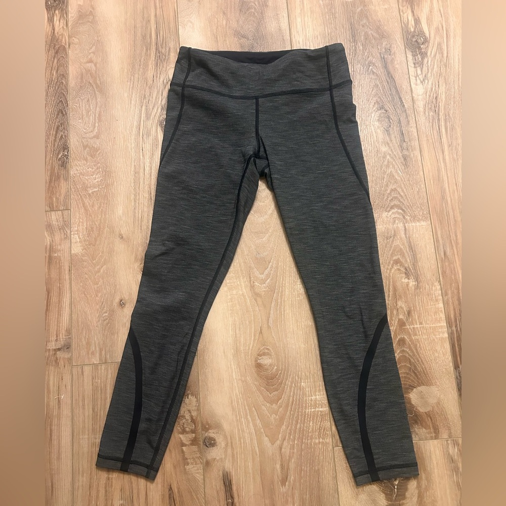 Lululemon leggings 3/4 length size 6